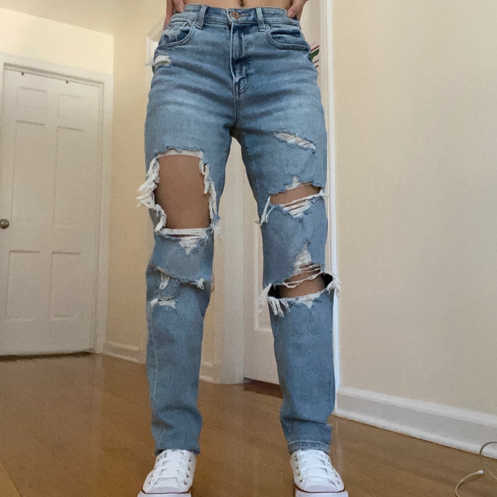 American Eagle Mom Jeans
